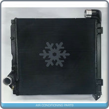 Cargar imagen en el visor de la galería, Radiator fits John Deere Tractor 7000 Series IT4 and S2 Tractors RE2... QAC