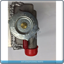 Cargar imagen en el visor de la galería, Radiator 84475135 fits Case New Holland Skid Steer - Low FPI options QAC