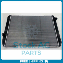 Cargar imagen en el visor de la galería, Radiator fits Freightliner FL50, FL60, FL70, FL80, FL90, FL106 QAC