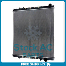 Cargar imagen en el visor de la galería, Radiator fits Freightliner 2007 Columbia 2008 and later Cascadia QAC