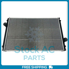 Load image into Gallery viewer, New Radiator fits International / Navistar 5900, 8600, 9100, 9200, 9400.. QAC