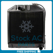 Cargar imagen en el visor de la galería, Radiator C7NN8005H fits Ford NH Tractor 2100 2120 2300 2600 2610 3610... QAC