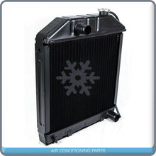 Cargar imagen en el visor de la galería, Radiator C7NN8005H fits Ford NH Tractor 2100 2120 2300 2600 2610 3610... QAC