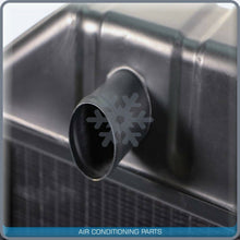 Cargar imagen en el visor de la galería, Radiator C7NN8005H fits Ford NH Tractor 2100 2120 2300 2600 2610 3610... QAC
