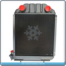 Cargar imagen en el visor de la galería, Radiator Replacement 957E8005 fits Ford/New Holland Tractor Fordson ... QAC