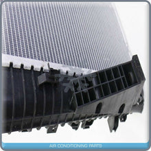 Cargar imagen en el visor de la galería, Radiator fits Ford 6.4L Powerstroke F250, F350, F450, F550 2008, 200... QAC