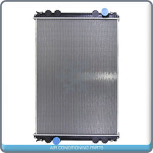 Cargar imagen en el visor de la galería, Radiator fits Freightliner 2000-2004 Century &amp; Columbia w/ Mounting ... QAC