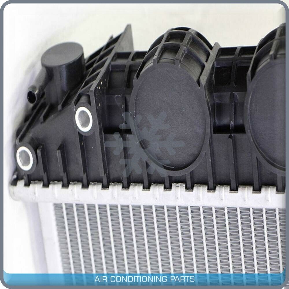 Radiator fits Freightliner 2000-2004 Century & Columbia w/ Mounting ... QAC