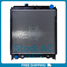 Cargar imagen en el visor de la galería, Radiator fits 2005 2006 2007 Hino Trucks 145, 165, 185 16400E0220 QAC