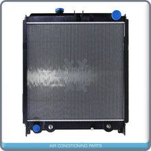 Cargar imagen en el visor de la galería, Radiator fits 2005 2006 2007 Hino Trucks 145, 165, 185 16400E0220 QAC