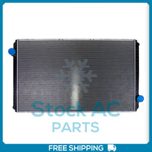 Cargar imagen en el visor de la galería, Radiator fits International / Navistar 1996-2004 5000 Series and 9800 QAC