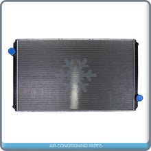 Cargar imagen en el visor de la galería, Radiator fits International / Navistar 1996-2004 5000 Series and 9800 QAC