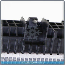 Load image into Gallery viewer, Radiator fits Kenworth Trucks 2008-2010 T660 &amp; W900 - OE# KW8174 QAC