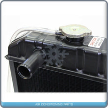 Cargar imagen en el visor de la galería, Radiator Copper Brass fits Kubota L235 L245 L275 L2350 L2050 15201-7... QAC
