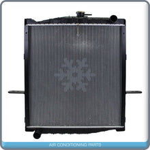 Cargar imagen en el visor de la galería, New Radiator fits Nissan UD Trucks 1995-2004 - OE# 2140032Z60C QAC
