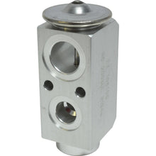 Load image into Gallery viewer, A/C Expansion Valve for Kenworth / Peterbilt