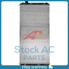 New Radiator for with Oil CoolerInt'l/Navistar Plastic/Aluminum