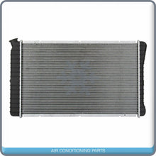 Cargar imagen en el visor de la galería, NEW Radiator for Chevrolet Blazer, C10, C15, C20.. / GMC C1500, C2500, C3500.. - Qualy Air