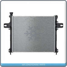 Cargar imagen en el visor de la galería, NEW Radiator for Jeep Commander / Jeep Grand Cherokee 5.7L - 2005 to 2010 - Qualy Air