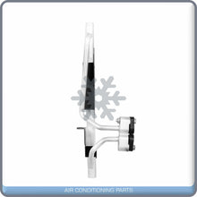Cargar imagen en el visor de la galería, A/C Condenser for Buick LeSabre / Pontiac Bonneville QL - Qualy Air