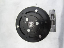 Cargar imagen en el visor de la galería, A/C Compressor OEM Denso SCSB06C for Fiat 500, Bravo, Panda QR - Qualy Air