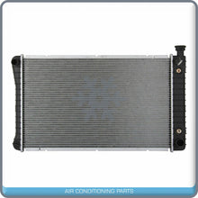 Cargar imagen en el visor de la galería, NEW Radiator for Chevrolet / GMC C1500, C2500, C3500, K1500, K2500, K3500, P30.. - Qualy Air