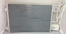 Cargar imagen en el visor de la galería, A/C Condenser for Volkswagen Passat GLS 4 Motion 2.8L, Passat GLX 4 Motion... QR - Qualy Air