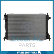 Cargar imagen en el visor de la galería, Radiator for Ford Crown Victoria, Grand Marquis / Lincoln Town Car / ... QOA - Qualy Air