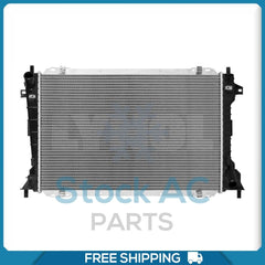 NUEVO Radiador para Ford Grand Marquis, Crown Victoria / Mercury Grand Marqui.. QL