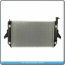 Cargar imagen en el visor de la galería, Radiator for Chevrolet Astro / GMC Safari QOA - Qualy Air
