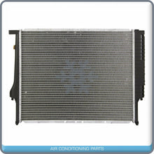 Cargar imagen en el visor de la galería, NEW Radiator for BMW 320i, 323i, 323is, 325i, 325is, 328i, 328is, M3, Z3.. - Qualy Air