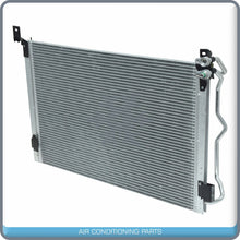 Cargar imagen en el visor de la galería, A/C Condenser for Ford Crown Victoria / Lincoln Town Car / Mercury Grand M... QU - Qualy Air