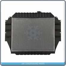 Load image into Gallery viewer, NEW Radiator for Ford Club, E-150, E-250, E-350 Econoline, Econoline, P-350.. - Qualy Air