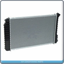 Cargar imagen en el visor de la galería, NEW Radiator fit Chevrolet LLV, S10, S10 Blazer / GMC S15, S15 Jimmy, Sonoma  QU - Qualy Air