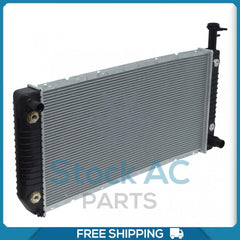 NEW Radiator fit Chevrolet Express, Express Cargo, Express Pasajeros / GMC..  QU