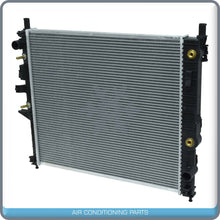 Cargar imagen en el visor de la galería, NEW Radiator for 98-2002 Mercedes Benz ML320 / 2003-2005 ML350 / 99-2001 ML430 - Qualy Air