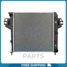 Cargar imagen en el visor de la galería, NEW Radiator for Jeep Liberty 3.7L - 2002 to 2006 - Qualy Air