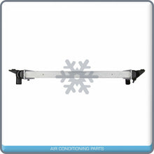 Cargar imagen en el visor de la galería, New Radiator for Chevrolet Silverado / GMC Sierra 2500 HD, 3500 6.6L - Qualy Air