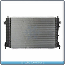 Cargar imagen en el visor de la galería, NEW Radiator for Ford Crown Victoria, Grand Marquis / Lincoln Town Car / ... QOA - Qualy Air