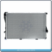 Cargar imagen en el visor de la galería, Radiator for BMW 525i, 528i, 530i, 540i QOA - Qualy Air