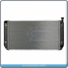 Cargar imagen en el visor de la galería, Radiator for Chevrolet C2500, C3500, C3500HD, K2500, K3500 / GMC C250... QOA - Qualy Air