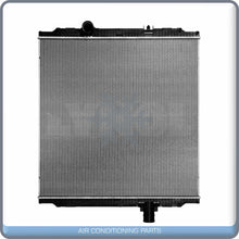 Cargar imagen en el visor de la galería, NEW Radiator for Kenworth T400, W900, T800 / Peterbilt 384, 386, 389.. QL - Qualy Air