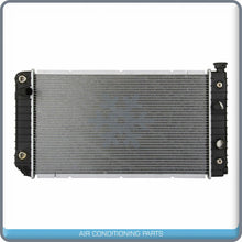 Cargar imagen en el visor de la galería, Radiator for Chevrolet S10 / GMC Jimmy, S15, Sonoma, Syclone, Typhoon... QOA - Qualy Air
