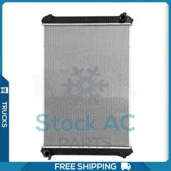 Radiador para Freightliner M2 106 / Sterling Truck Acterra QL