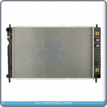 Cargar imagen en el visor de la galería, NEW Radiator for Chevrolet Equinox 3.4L - 2005 - OE# 15246426 - Qualy Air