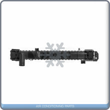 Cargar imagen en el visor de la galería, NEW Radiator for Isuzu NPR / Chevrolet W4500 Tiltmaster, W3500 Tiltmaster.. QL - Qualy Air