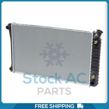 Cargar imagen en el visor de la galería, NEW Radiator fits Chevrolet C10, C20, K30.. / GMC C1500, C2500, Jimmy.. QU - Qualy Air