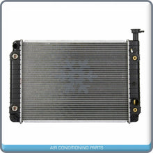 Cargar imagen en el visor de la galería, Radiator for Chevrolet Astro / GMC Safari QOA - Qualy Air