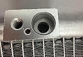 Cargar imagen en el visor de la galería, A/C Condenser for Infiniti I30 / Maxima QR - Qualy Air