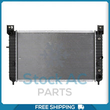 Cargar imagen en el visor de la galería, NEW Radiator for Cadillac Escalade / Chevrolet Silverado 1500, Silverado.. - Qualy Air